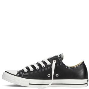 Leather converse size 4 men’s, women’s 6